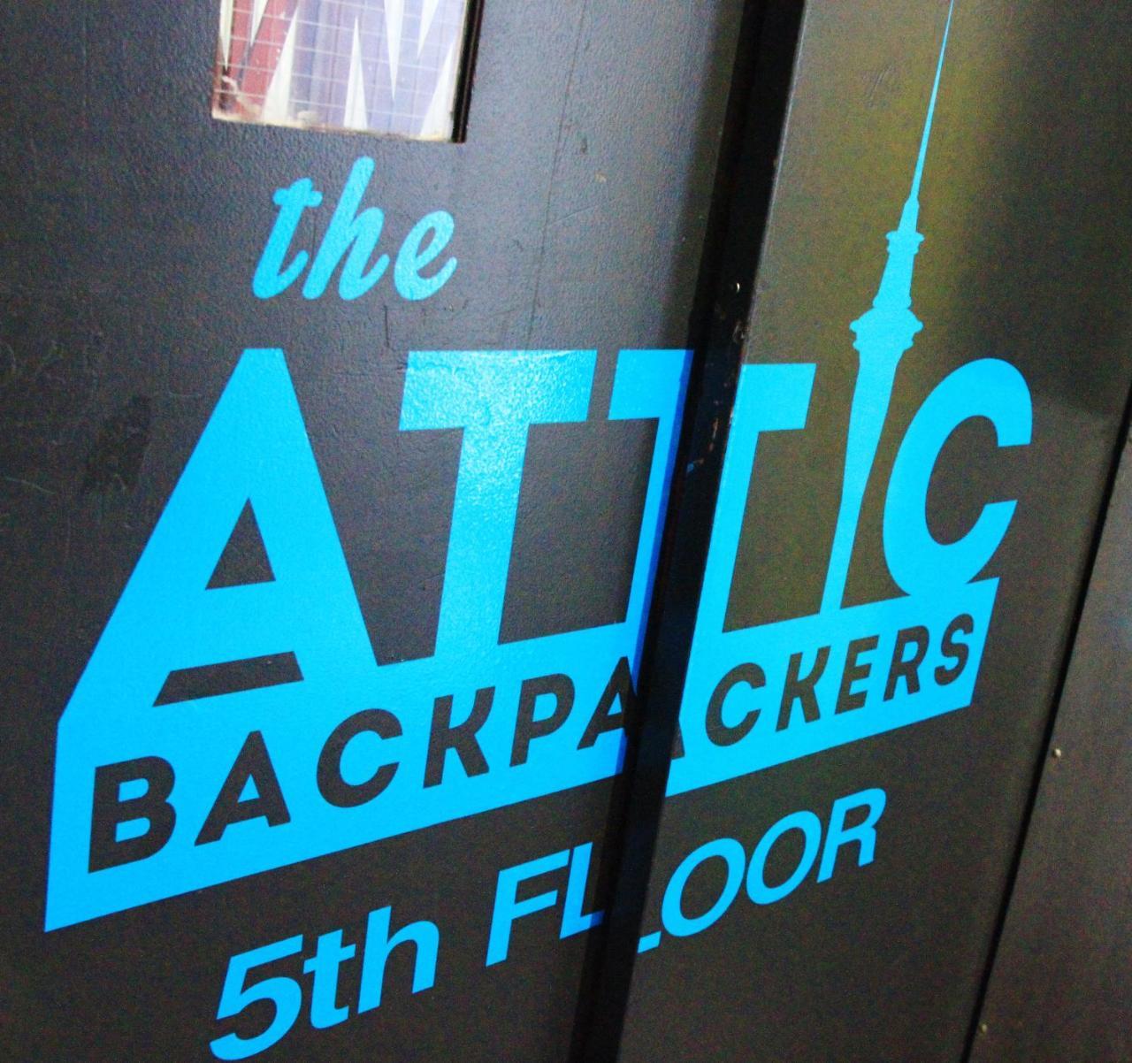 Хостел Attic Backpackers Окленд Экстерьер фото